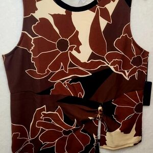 Rachel Roy Sleeveless Women's Top. Size Large. NWT.